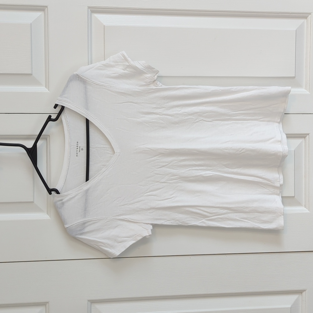 Mott and Bow White T-shirt